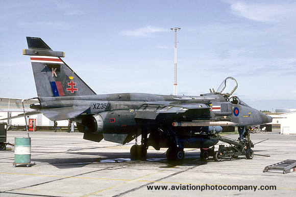 RAF 41 Squadron Sepecat Jaguar GR.1 XZ357/K (1992)