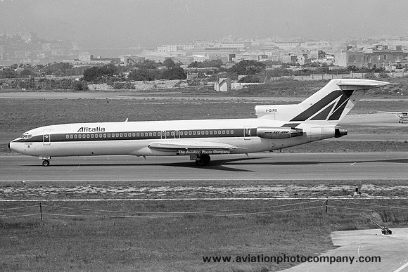 Alitalia Boeing 727-200 I-DIRO at Luqa
