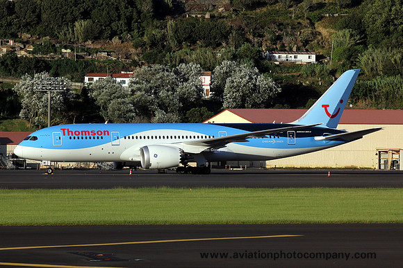 Thomson Boeing 787-8 G-TUIE at Lajes (2014)