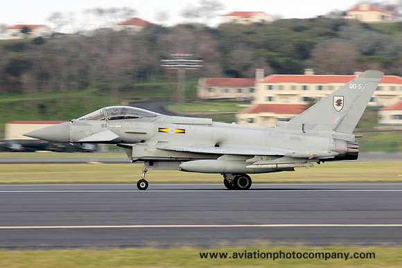 RAF 11 Squadron BAE Typhoon FGR.4 ZJ916/QO-S at Lajes (2013)