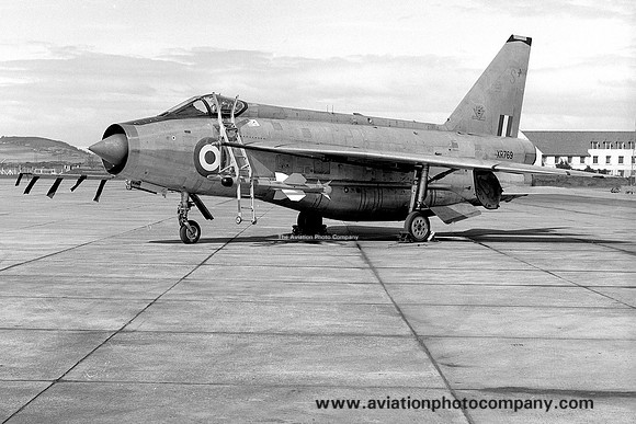 RAF 5 Squadron English Electric Lightning F.6 XR769/S (1970)