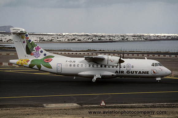 Air Guyana ATR-42-500 F-OIJB (2000)