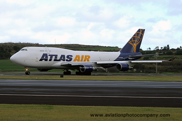 Atlas Air Boeing 747-481(BCF) N429MC at Lajes (2008)