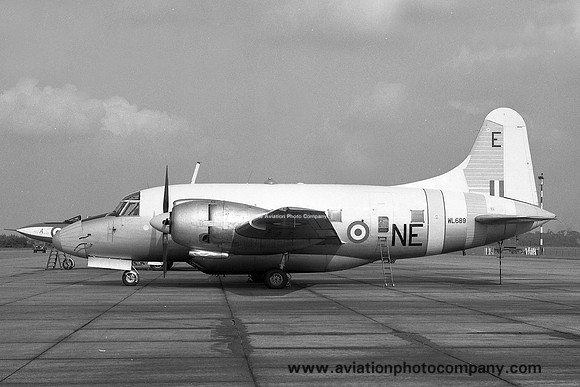 RAF College Cranwell Vickers Varsity T.1 WL689 (1968)