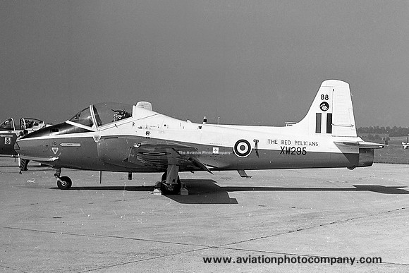 RAF Red Pelicans Hunting Jet Provost T.5 XW295/88 (1970)