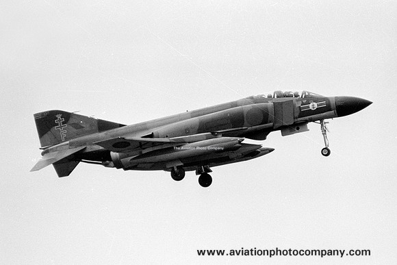 RAF 41 Squadron McDonnell F-4M Phantom FGR.2 XV402/F (1976)