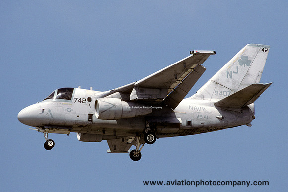 USN VS-41 Lockheed S-3B Viking 159407/NJ742 (1999)