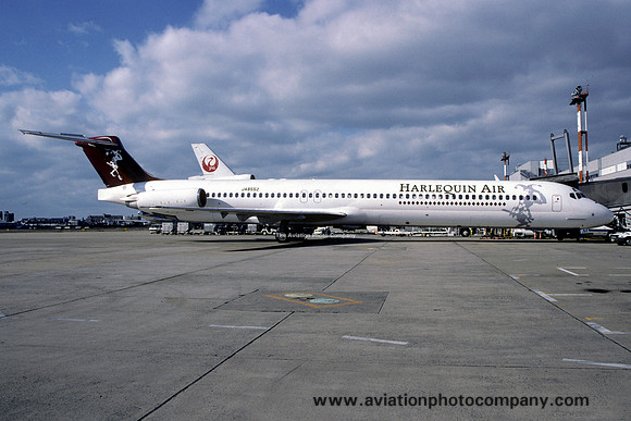 Harlequin Air McDonnell Douglas MD-81 JA8552 (1997)