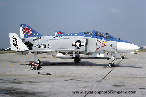 USMC VMFA-321 McDonnell F-4B Phantom 150490/MG-4 (1976)
