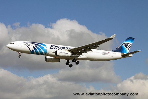Egyptair Airbus A330-300 SU-GDT at London Heathrow (2013)