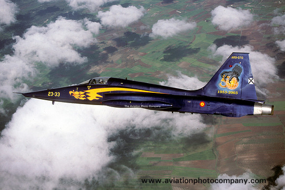 Spanish Air Force Northrop RF-5A AR9-070 Air to Air (2003)