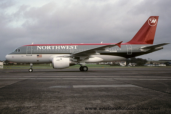 Northwest Airbus A319-100 N308NB (1999)