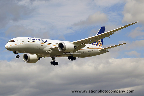 United Airlines Boeing 787-8 N45905 at London Heathrow (2015)