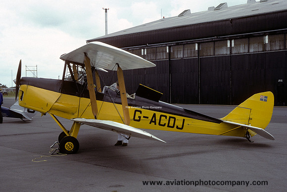 De Havilland DH82A Tiger Moth G-ACDJ (1982)