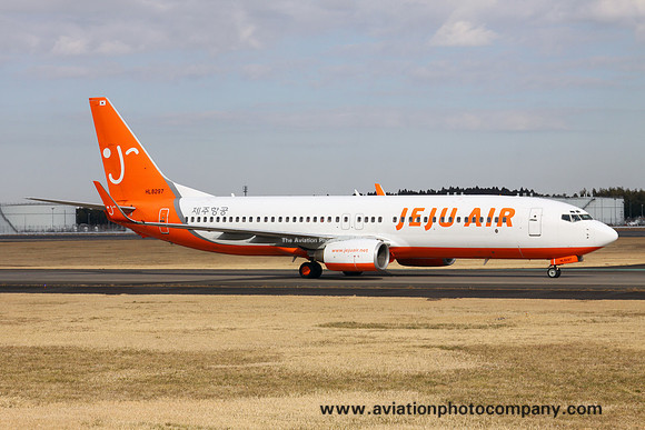 Jeju Air Boeing 737-800 HL8297 at Tokyo Narita (2016)
