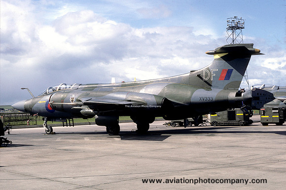 RAF 12 Squadron Blackburn Buccaneer S.2 XV333/DF (1985)