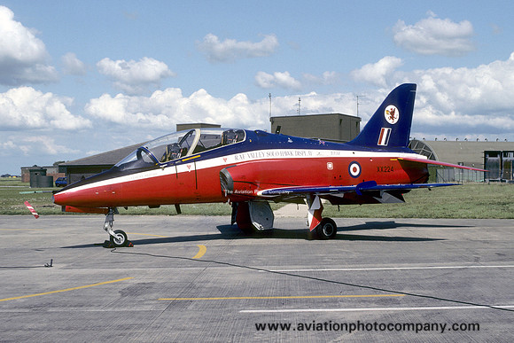 RAF 4 FTS HS Hawk T.1 XX224