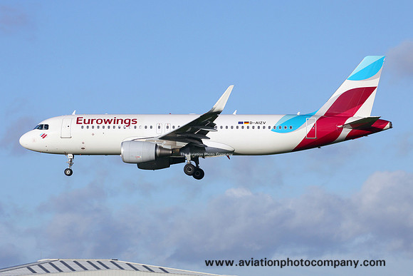 Eurowings Airbus A320-200 D-AIZV at London Heathrow (2015)