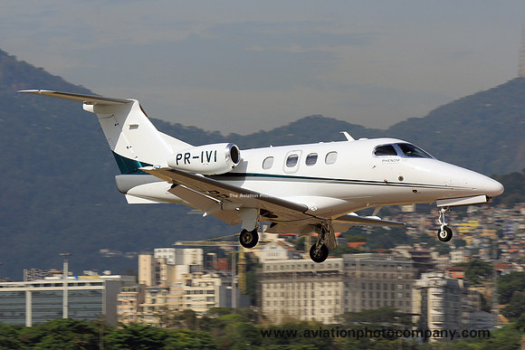 Embraer Phenom 100 PR-IVI (2015)