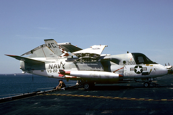 US NAvy VS-22 Lockheed S-3A 159731/AC-700 onboard USS JFK (1983)