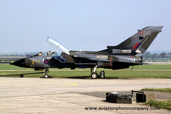 RAF TTTE Panavia Tornado GR.1 ZA319/B-11 (1982)
