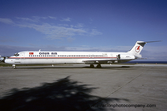 Onur Air McDonnell Douglas MD-88 TC-ONM (1998)