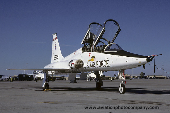 USAF 64 FTW Northrop T-38A Talon 64-13289 (1984)