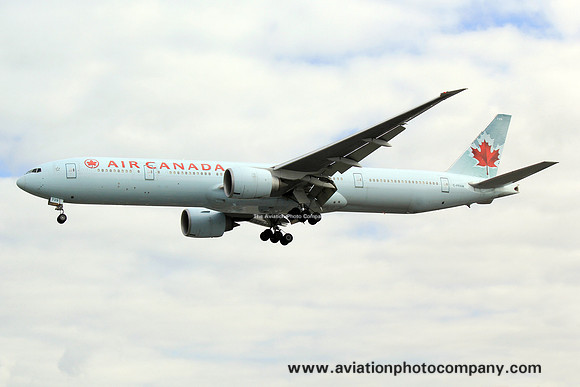 Air Canada Boeing 777-300ER C-FRAM at Heathrow (2015)