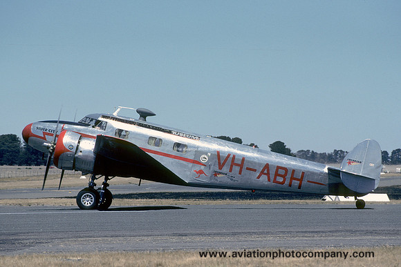 Australian Aircraft Museum Lockheed 10 VH-ABH (1983)