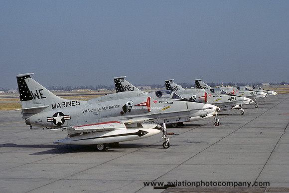 USMC VMA-214 Douglas A-4M Skyhawk 160044/WE-1 (1978)