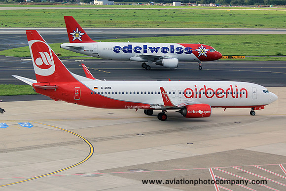 Air Berlin Boeing 737-800 D-ABMQ at Dusseldorf (2015)
