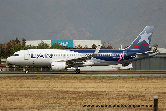 LAN Airbus A320-200 CC-BFW (2015)