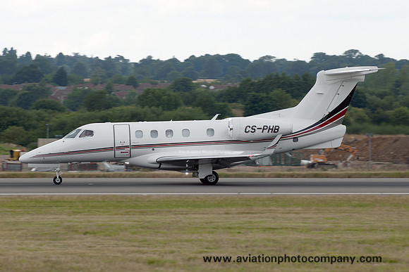 Netjets Embraer Phenom 500 CS-PHB at Luton (2015)