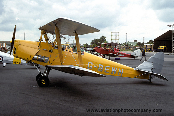 De Havilland DH82A Tiger Moth G-BEWN (1982)