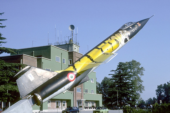 Italian Air Force Lockheed F-104G Starfighter MM6504 (1988)