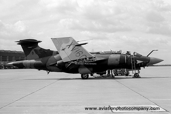 RAF 208 Squadron Blackburn Buccaneer S.2B XV160 (1979)