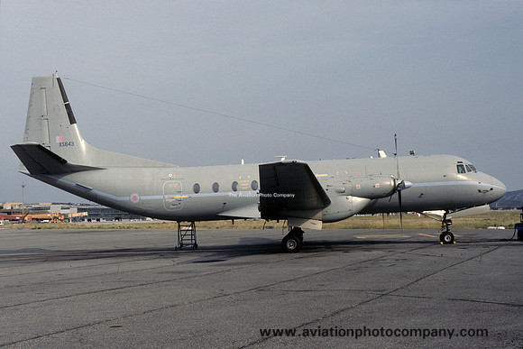 RAF 32 Squadron Avro Andover E.3 XS643 (1993)
