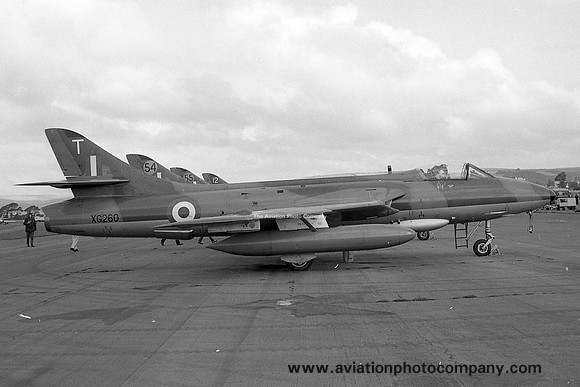 RAF 229 OCU Hawker Hunter FGA.9 XG260/T (1969)