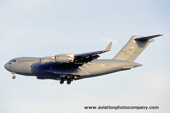 USAF 62/446 AW McDonnell Douglas C-17A Globemaster 00-0179 (2002)