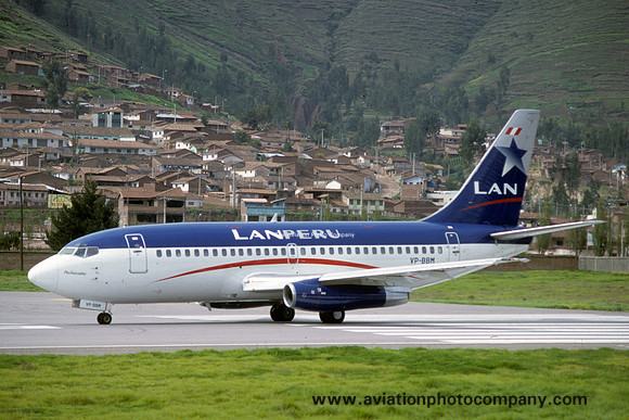 LAN Peru Boeing 737-300 VP-BBM (2000)