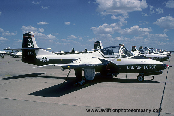 USAF 80 FTW 89 FTS Cessna T-37B 64-13450/EN at Sheppard AFB (2000)