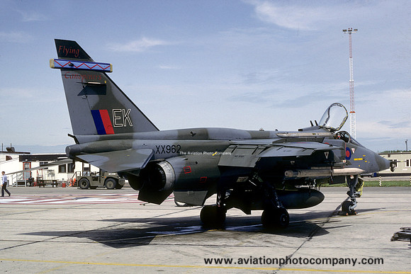RAF 6 Squadron Sepecat Jaguar GR.1 XX962/EK (1993)