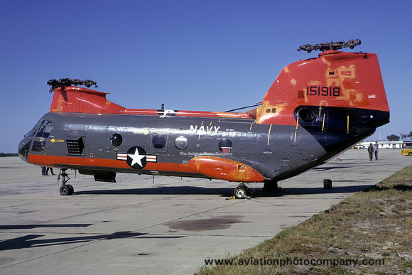 US Navy Vertol CH-46A 151918 (1974)