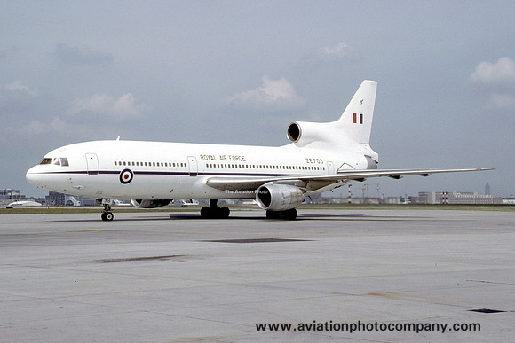 RAF 216 Squadron Lockheed Tristar C.2 ZE705 at Rhein Main (1993)
