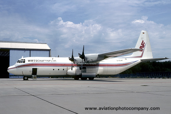 Wirtschaftsflug Lockheed L-100-30 Hercules D-ACWF (1982)