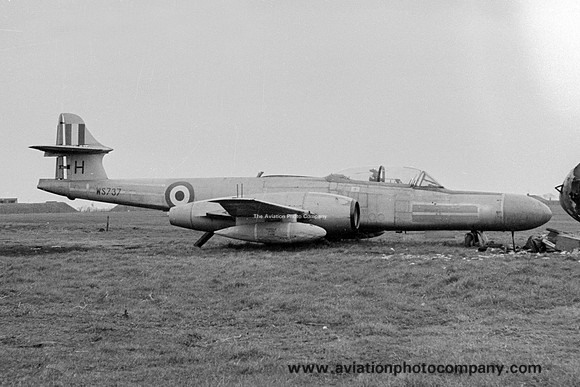 RAF Gloster Meteor NF(T).14 WS737 derelict at Manston (1967)