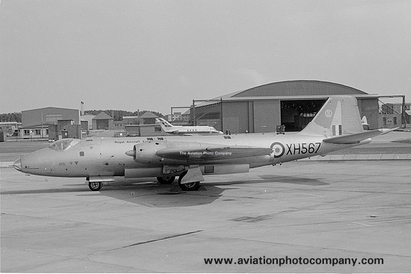 RAE English Electric Canberra B.6 XH567 (1983)