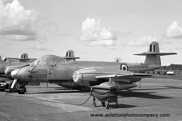 RAF 1574 Flight Gloster Meteor F.8 WA880 (1966)