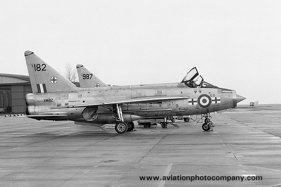 RAF 226 OCU 145 Squadron English Electric Lightning F.1A XM182 (1968)