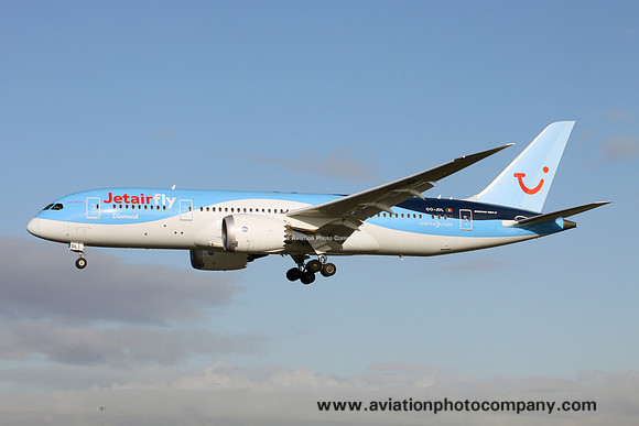 Jetairfly Boeing 787-8 OO-JDL at Manchester (2016)